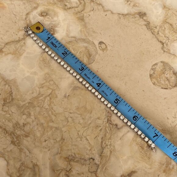 10 Carat Sterling Silver Cubic Zirconia Tennis Bracelet - Picture 9 of 9